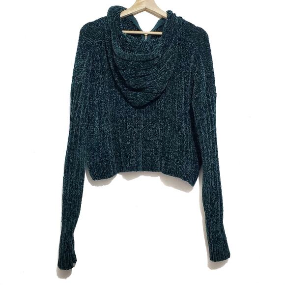 Kendall & Kylie | Soft Cozy Chenille Quarter Zip Hoodie Crop Sweater - Picture 3 of 8